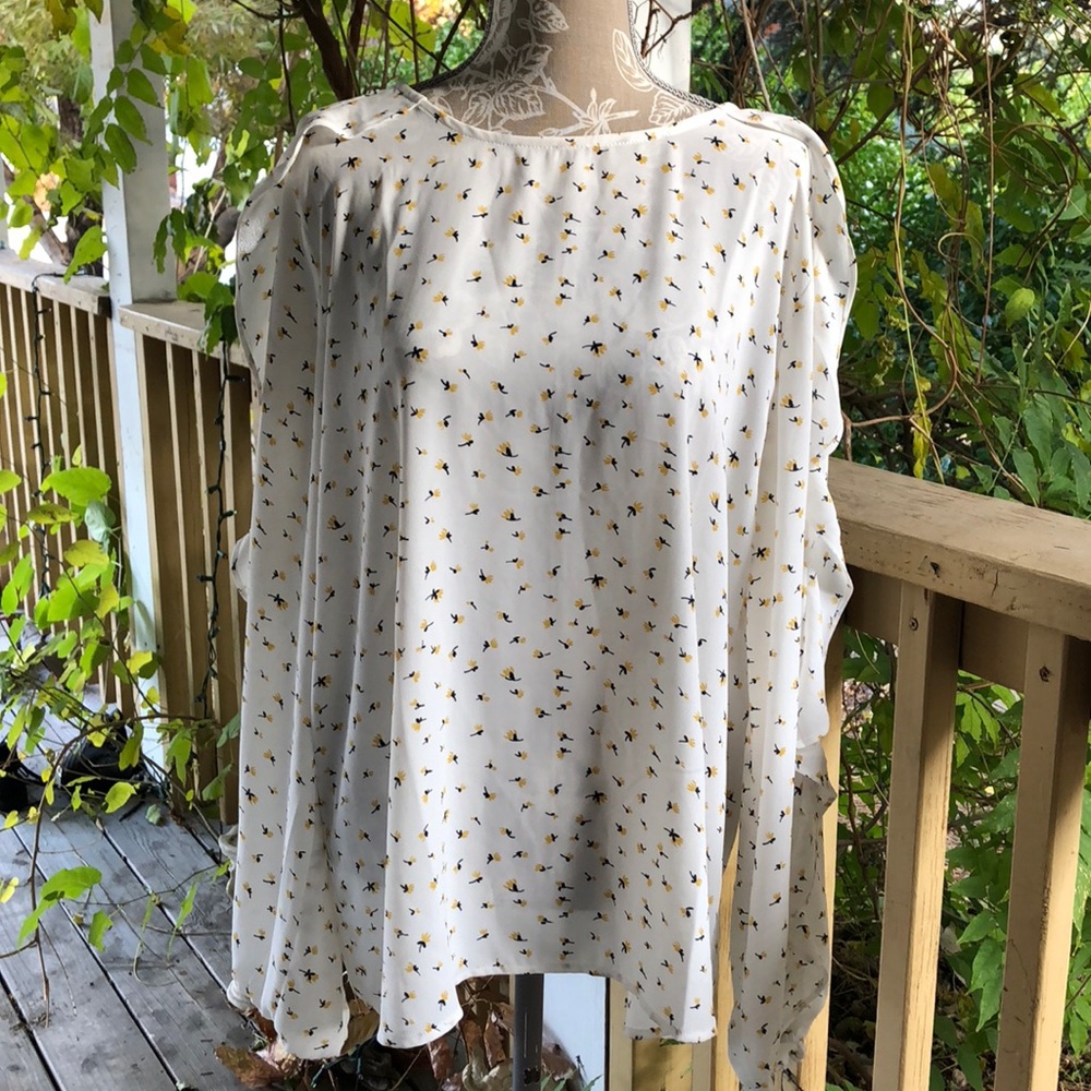 ⭐️Flash Sale! Loft Blouse